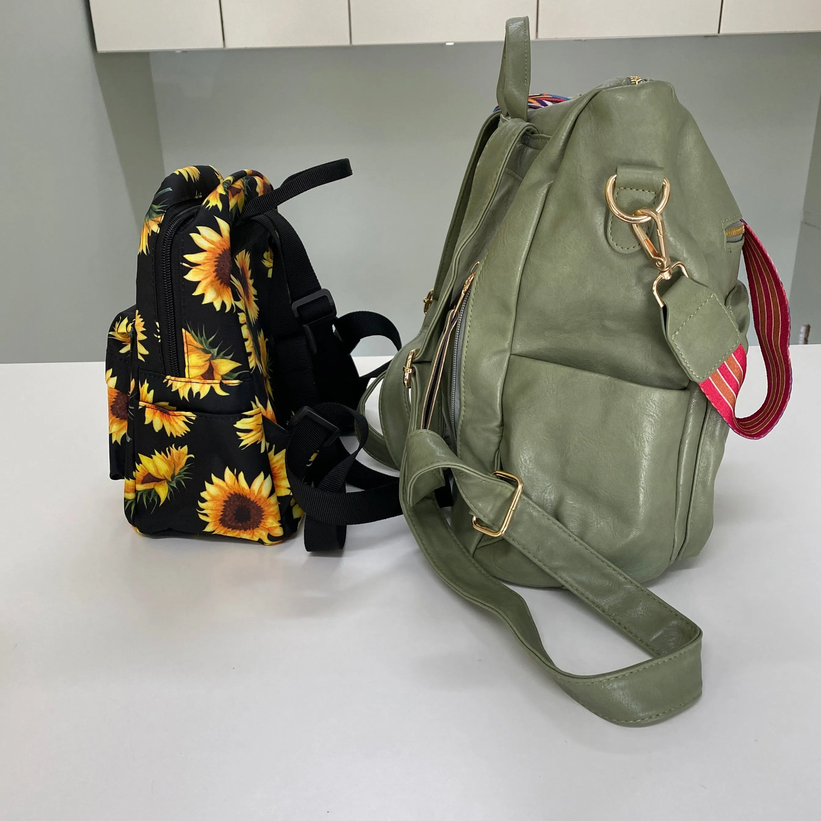Backpack Sunflower Mini Modern design Black On - Durable materials