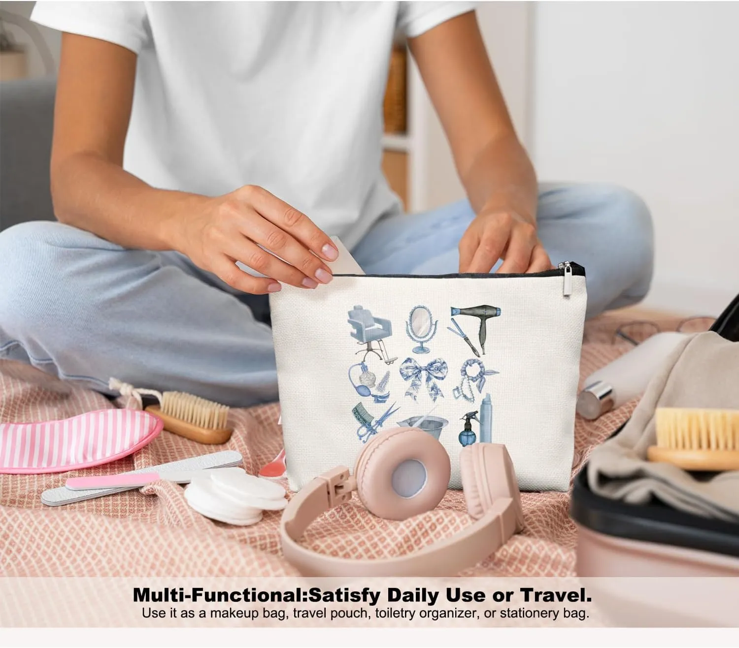 Blue Chinoiserie Bow Hairstylist Makeup Bag, Cosmetology Student Gift for Women, Cute Hairdresser Travel Pouch, Aesthetic Blue Toile Salon Organizer for Teen Girls, 7.5 x 10 in