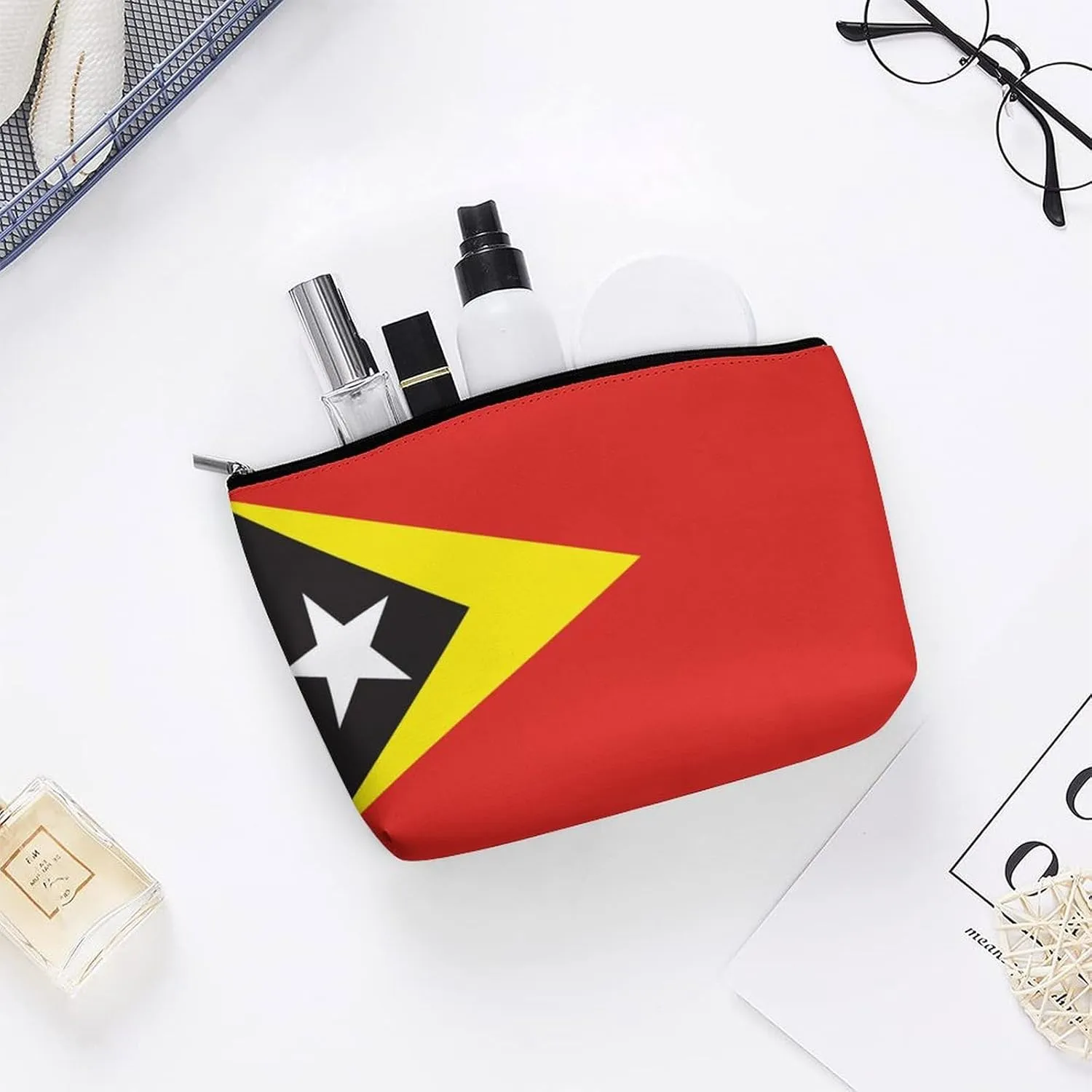 East Timor Flag Portable Makeup Bag Zipper Cosmetic Pouch Organizer for Women Girls