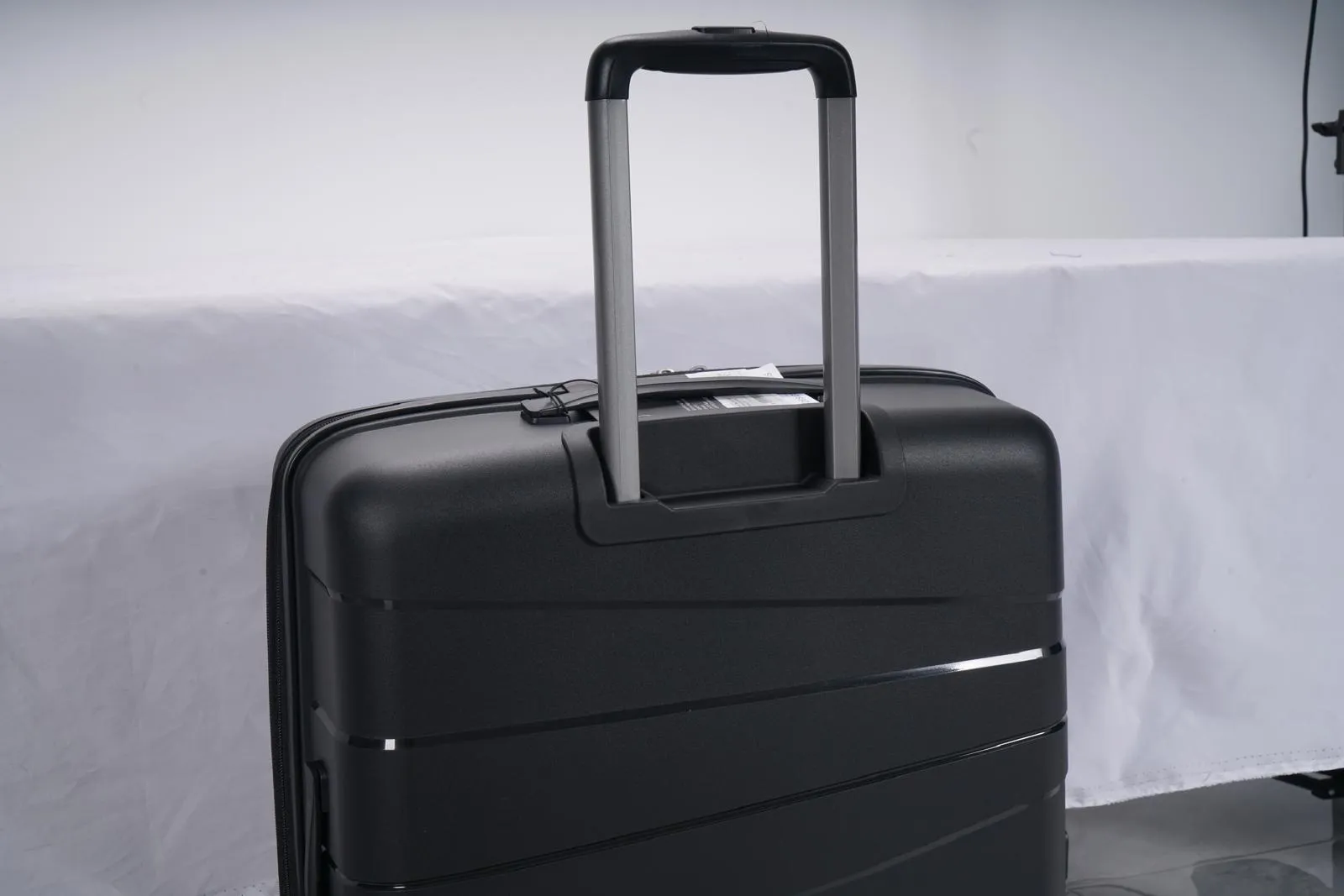 Justpack Pl106-  PP unbreakable 8 wheels 4 Luggage sets - Black