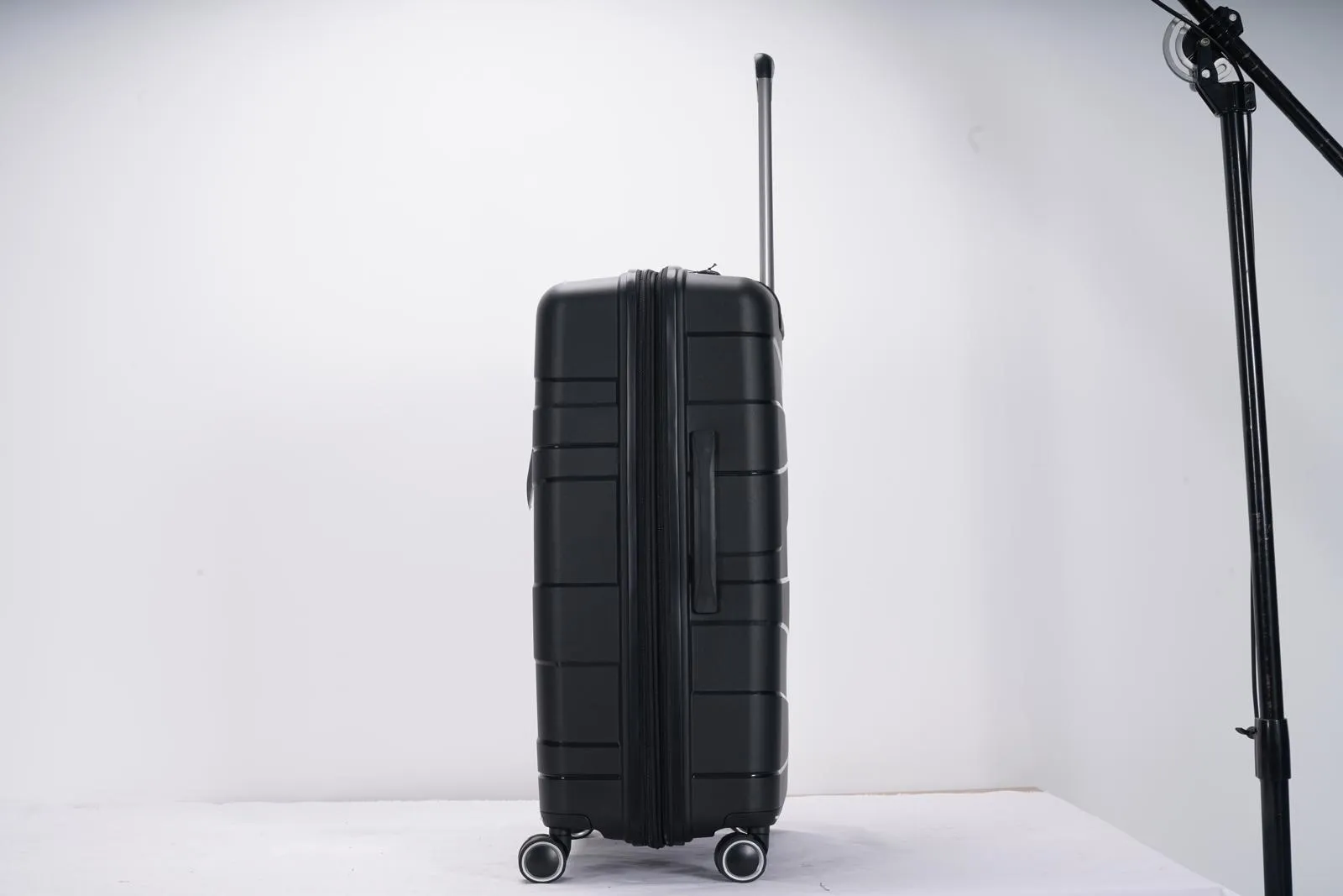 Justpack Pl106-  PP unbreakable 8 wheels 4 Luggage sets - Black