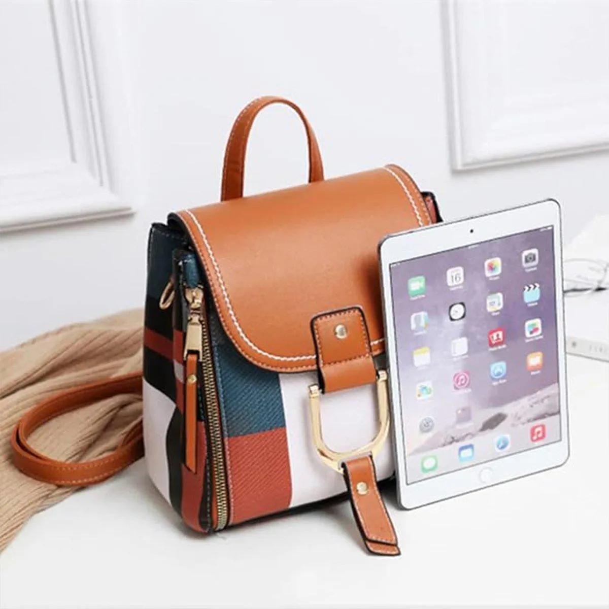 Large Capacity Shoulder Bag Backpack Casual School Bag Travel and Daily Use