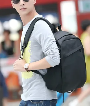 Lightweight Unisex Mid Size Backpack