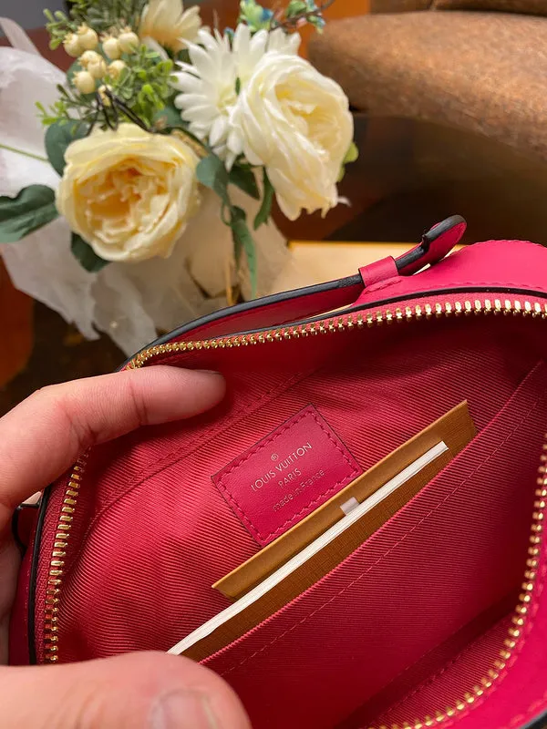 LOV2 Bags - Fashion Bags  1052