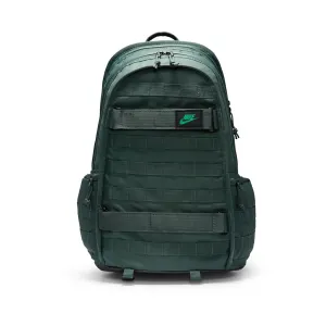 NIKE | SPORTSWEAR RPM 26 LITRE BACKPACK. VINTAGE GREEN/BLACK/STADIUM GREEN