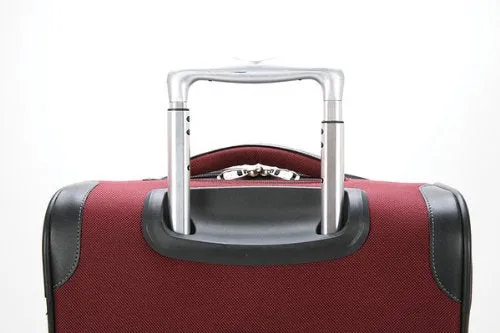 Ricardo Beverly Hills Montecito 24" 4-Wheel Medium Luggage