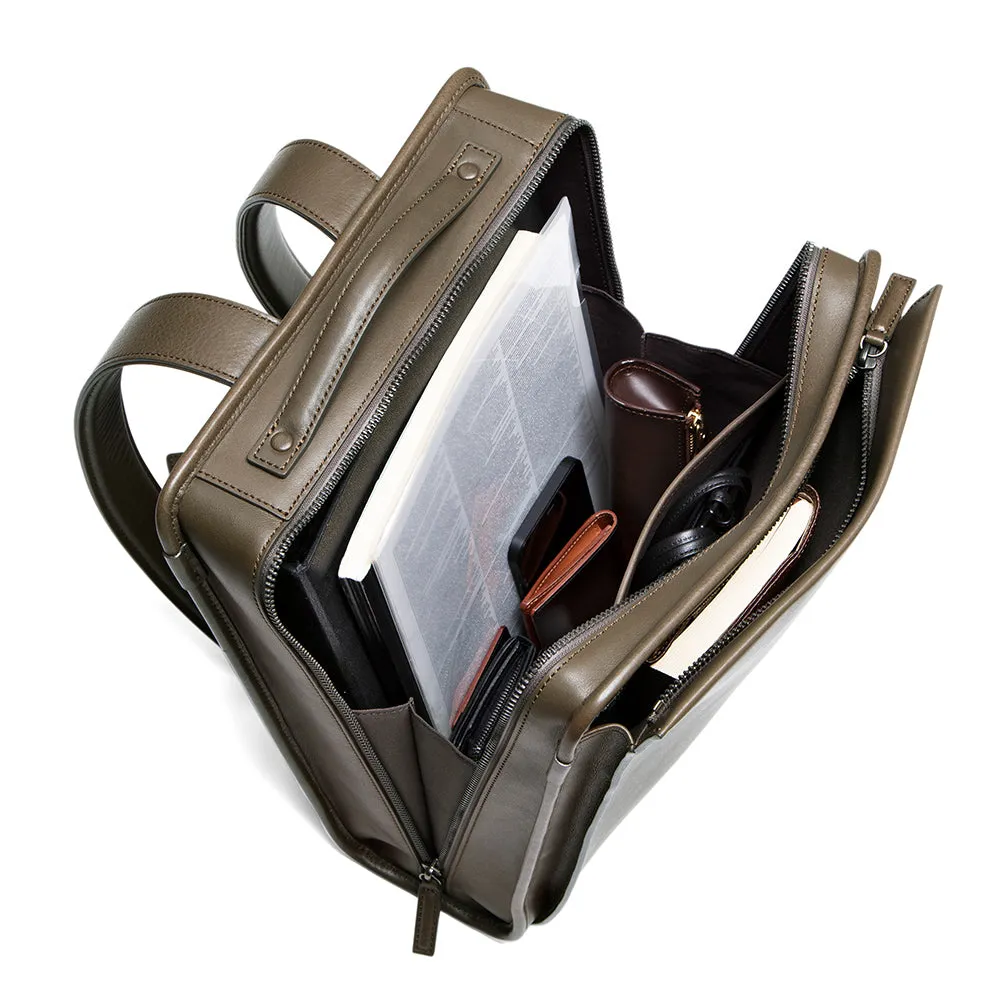 Vainno Medium Square Backpack