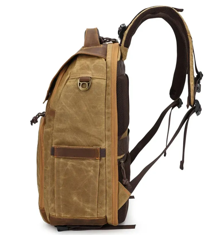 Vintage Camera Backpack | Sierra Nevada