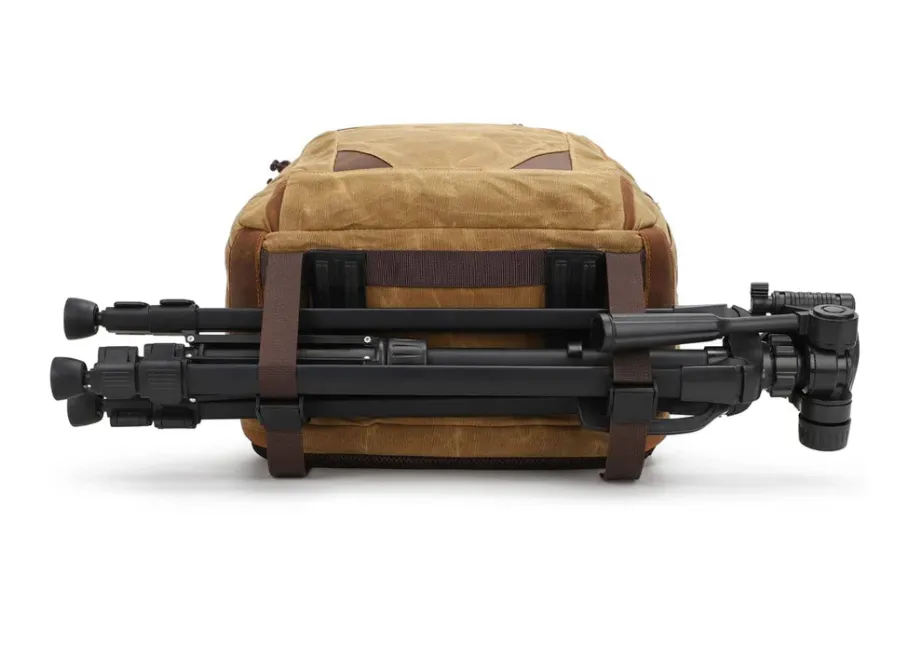 Vintage Camera Backpack | Sierra Nevada