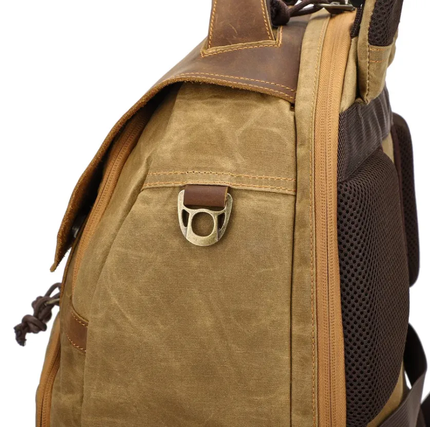Vintage Camera Backpack | Sierra Nevada